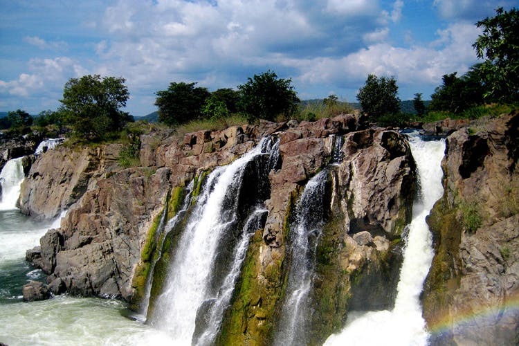 Best Waterfalls in India: Exploring Nature's Majestic Cascades Best Waterfalls in India