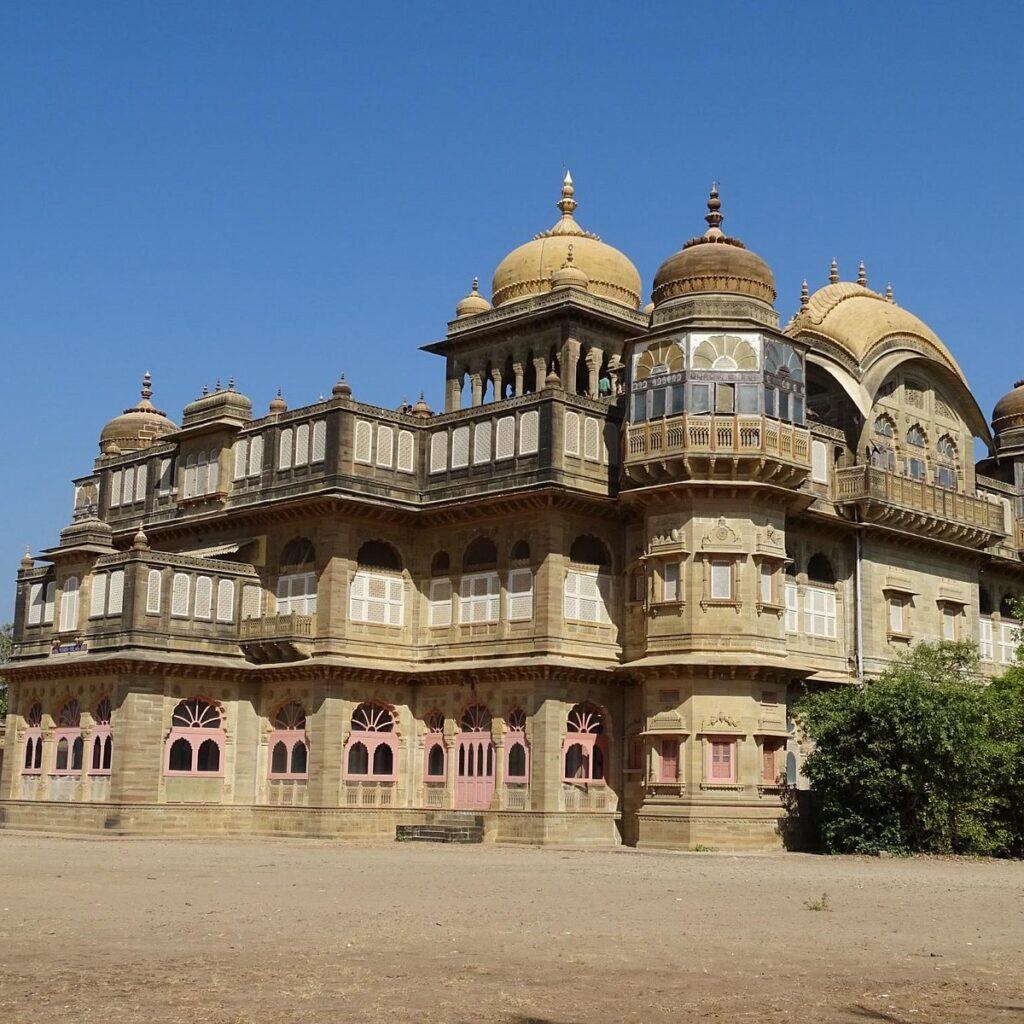 kutch visit places aatapi wonderland rides list