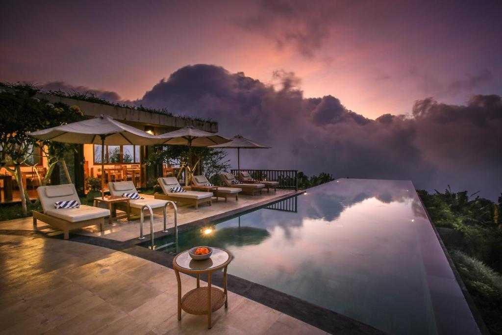 10 Best Places To Stay In Bali - बाली में रहने के लिए शीर्ष स्थान 10 Best Places To Stay In Bali