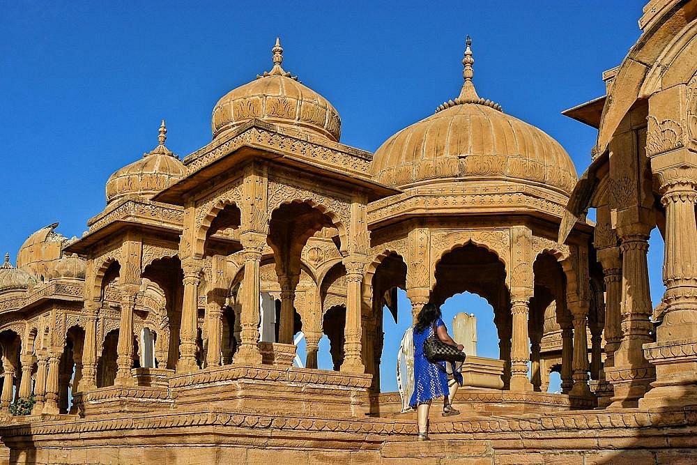 Top 10 Places to Visit in Jaisalmer - जैसलमेर में घूमने लायक श्रेष्ठ 10 स्थान Top 10 Gandhinagar Tourist Places