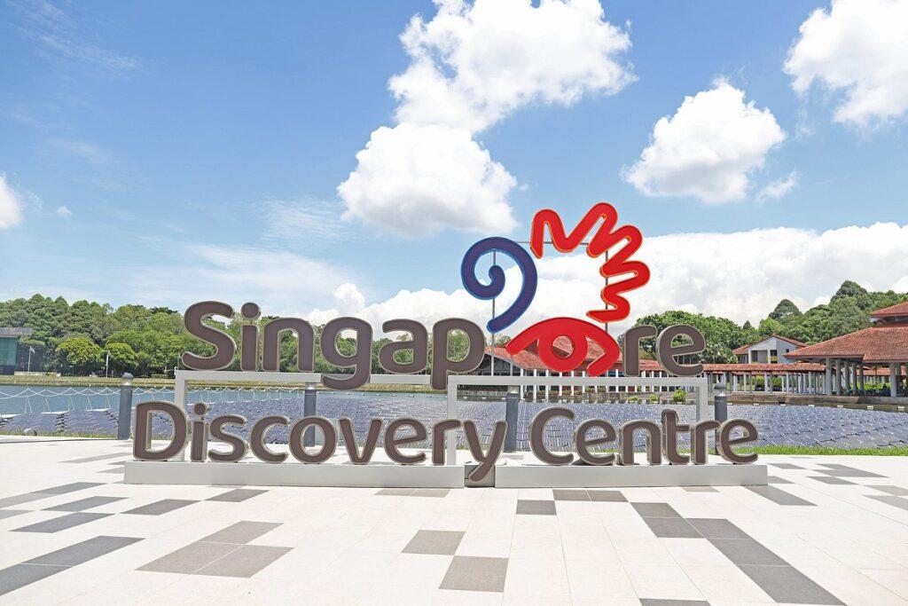 Top 10 places to see in singapore - सिंगापुर में देखने योग्य स्थान Top 10 Gandhinagar Tourist Places