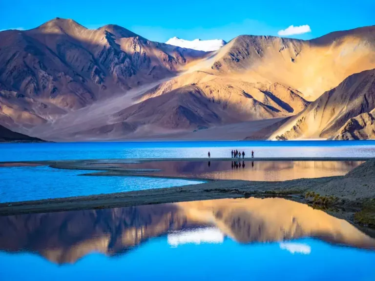 लेह लदाख की ये 10 जगह आपने कभी नहीं देखि होगी ! - Places To Visit In Leh Ladakh वाराणसी के 10 स्थान जो आपने कभी नहीं देखे होंगे |