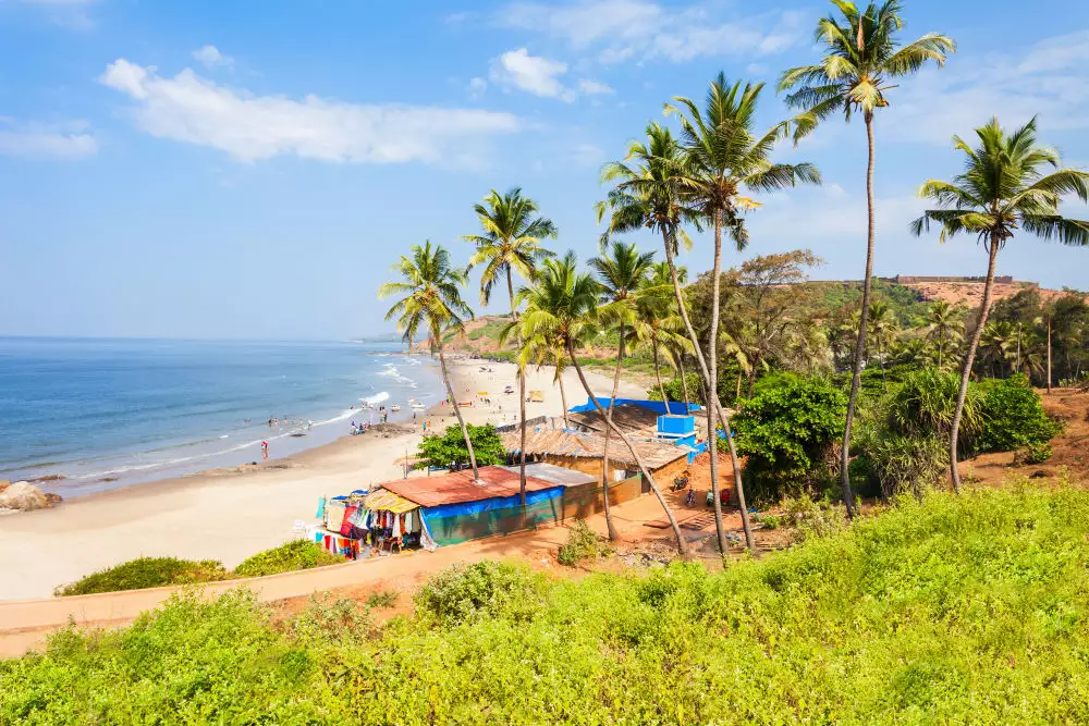 Best 10 tourist places in goa - गोवा के सर्वश्रेष्ठ 10 पर्यटन स्थल Best 10 tourist places in goa