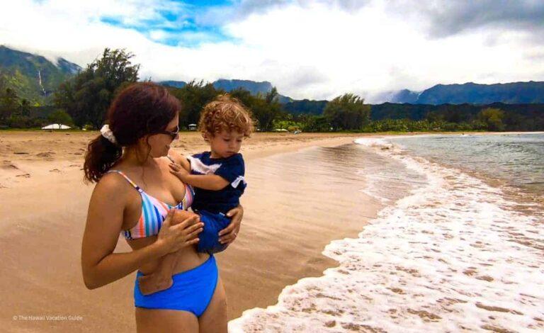 The-7-Best-Kid-Friendly-Beaches-on-Kauai-Hanalei-Beach