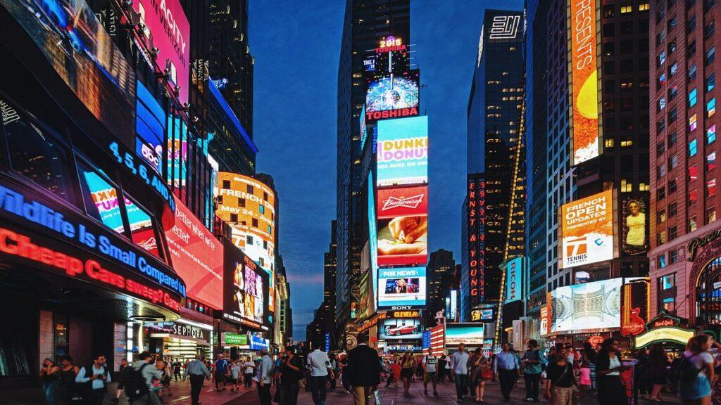 15 things to times square at night